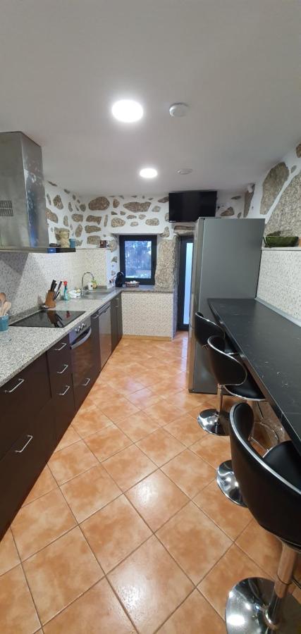 Вілла Quinta Da Tormenta -14 Pessoas- Cabeceiras De Basto 2 Casas E Piscina Privada Екстер'єр фото