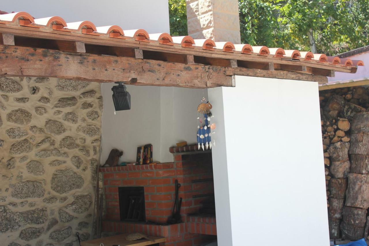 Вілла Quinta Da Tormenta -14 Pessoas- Cabeceiras De Basto 2 Casas E Piscina Privada Екстер'єр фото
