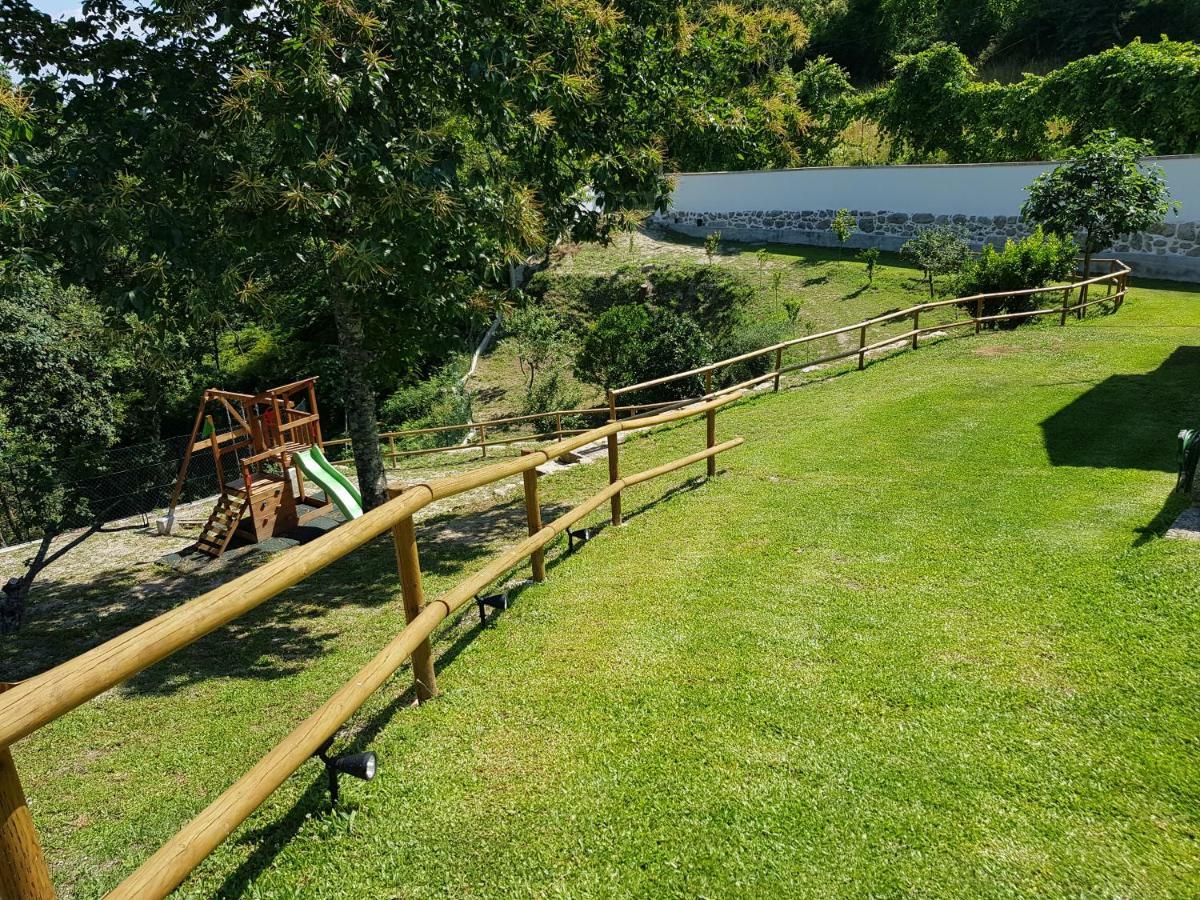 Вілла Quinta Da Tormenta -14 Pessoas- Cabeceiras De Basto 2 Casas E Piscina Privada Екстер'єр фото